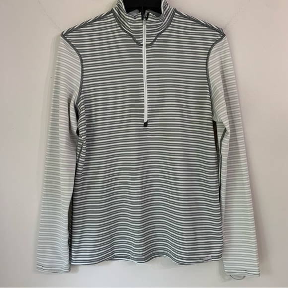 Patagonia Grey & White Stripe Capilene 3
Midweight Layer Quarter Zip Pullover L - Picture 1 of 9